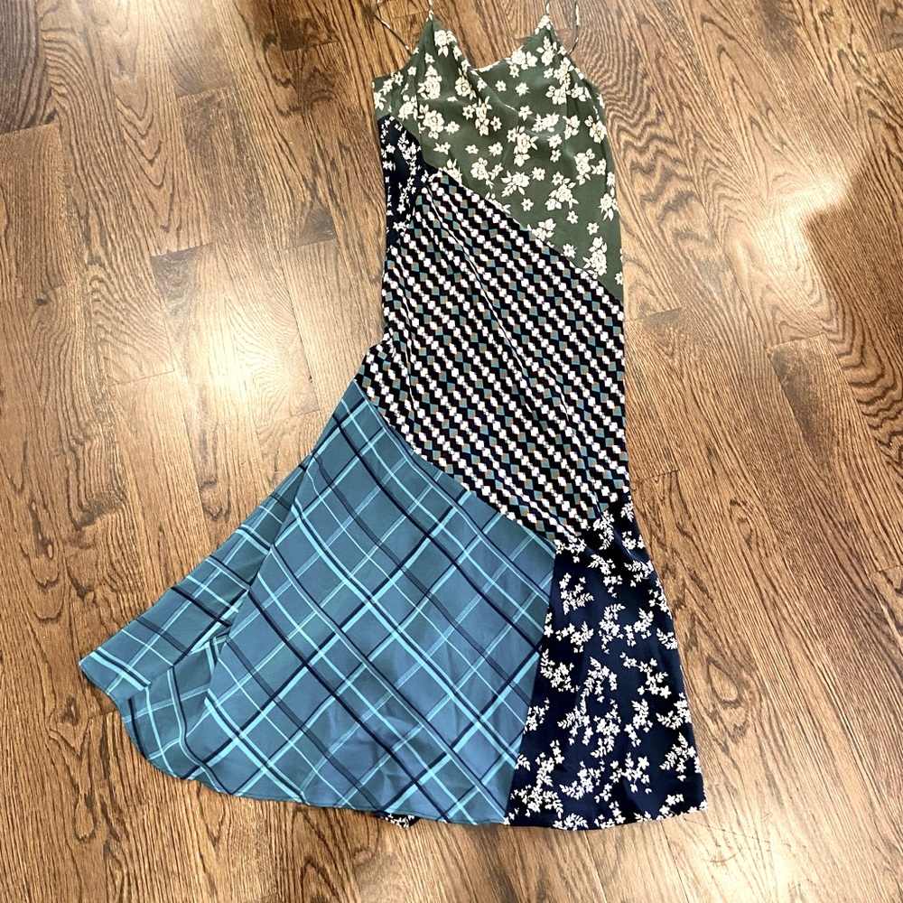 Anthropologie colorful, strappy and stretchy summery dress, size 4.
